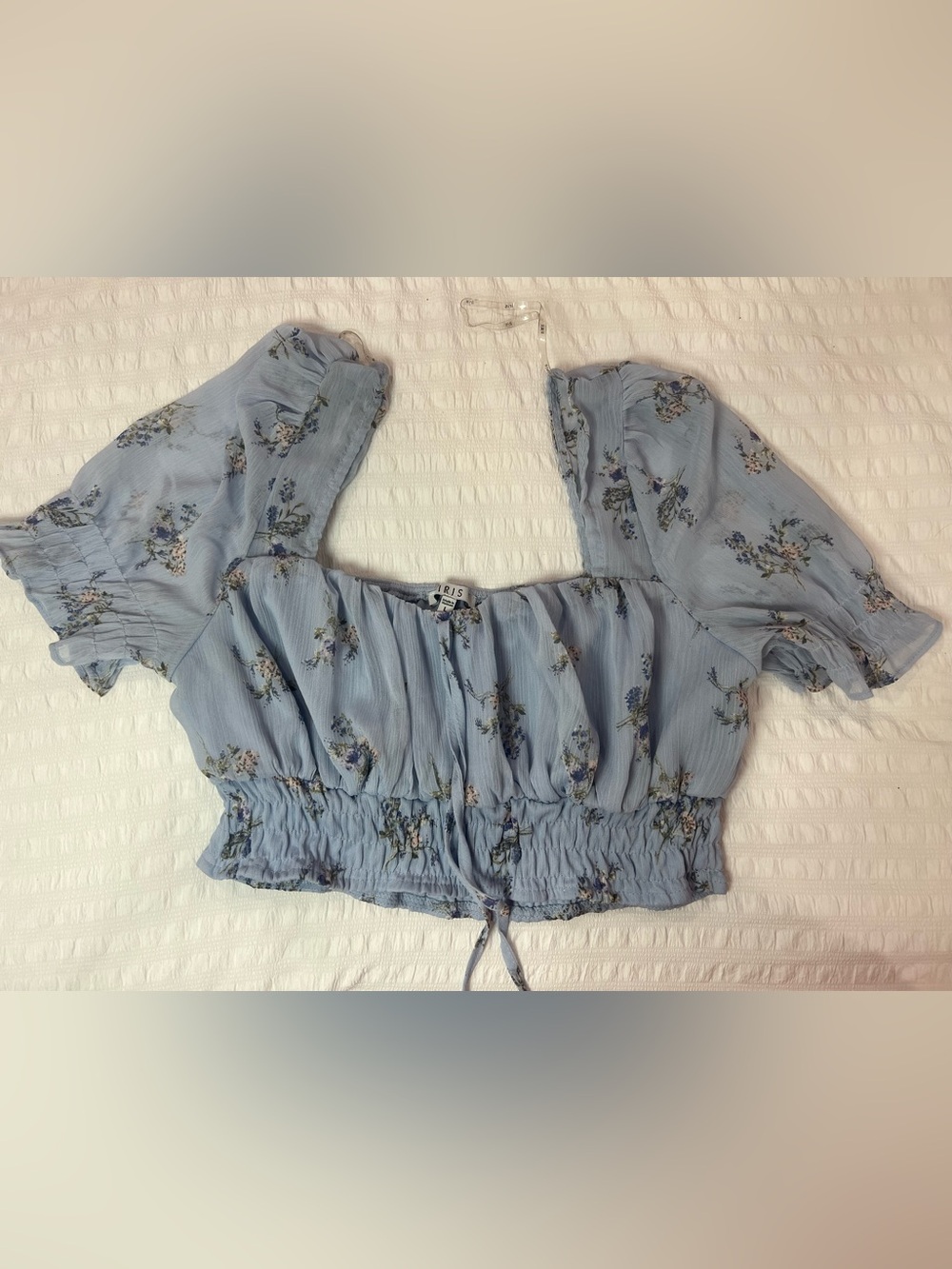 Blouse - Picture 2 of 3